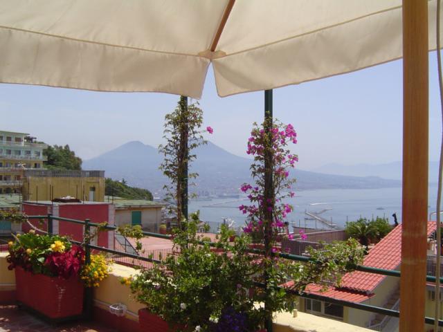 Una Terrazza Sul Golfo Neapol Exteriér fotografie